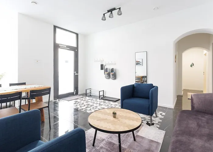 82sqm - 3 Bedrooms - 15 Min To Center *